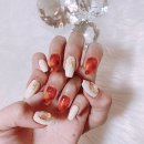 다이아 네일