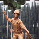 육탄 이희복 동상 이미지