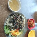 옥이 보쌈족발 앞 이미지