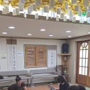 불기닦기 운력을 위해 법당에 모였습니다. 이미지