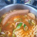 롱쓰부대찌개 이미지