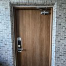 신창동002 | [광주인테리어필름] 광산구 신창부영5차 아파트 현관문 필름 시공입니다.