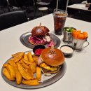 강남 햄버거 역삼역 맛집 데일리픽스 다비치 강민경 햄버거 100시간에 걸쳐 만든 수제 베이컨