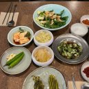 산솔식당 | 산솔 강남 신사역 삼겹살 맛집 고기 구워주는 고기집