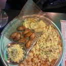 7번가피자 천호점 | 갈릭소스 아끼지않는 피자집 [레코드 피자 천호점]