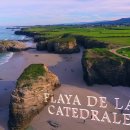 Playa de las Catedrales a vista de pájaro 이미지