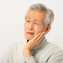 나이 들어 자꾸 빠지는 근육 원인은 입속 '이것' 때문일 수도. 이미지