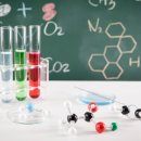 창의적 사고와 논리적 사고의 융합 이미지