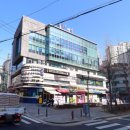 반포역 3번출구 앞 이미지