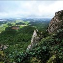 초록빛 태양광발전소 이미지