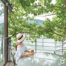 카페구석 이미지