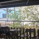 온천장역 | 부산 온천장역 모모스커피 본점 후기 | 정원과 공간이 매력적인 부산 대표 로스터리 카페