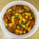 돼지떡볶이 - 동래구 명장로 129 | 푸줏간떡볶이 매운돼지순살찜 떡볶이 후기 혼술 메뉴 안주 추천 고기 밀키트 솔직후기
