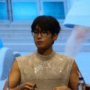 원우 WORLD 이미지