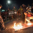 교도소 앞 이미지