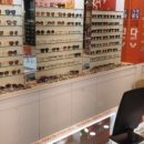 2층에 안경 이미지