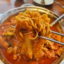 영주빌딩 | 영주 닭치고전골 영주택지본점 / 영주 현지인 점심 맛집