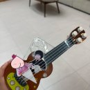 친구들이랑 폰케이스 주고 받기 게임을 했는데… 이미지