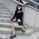 휠라 인터런 한소희 인스타 여성 메탈릭 실버 운동화 코디
