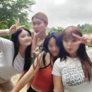 계곡속의바위집