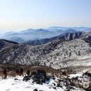 겨울이면 설국(雪國)으로 변신하는 무주 덕유산으로 눈꽃 트레킹을 떠나보자 이미지