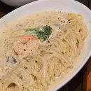 덮밥 든 아재 이미지