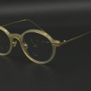 그루브안경원 | 물소뿔과 18K 골드, 다이아몬드가 더해진 마르쿠스 마리엔펠트 금테 안경 렌즈 교체 후기
