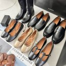 11545-04-11-20 | 쿠에른 바자 2026 첫날 11시타임 발레리나, 로마, 프라하 득템 후기