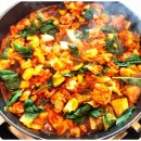 철판위에 닭갈비 이미지