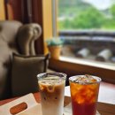 동읍111 | 창원 동읍 한옥 감성 카페추천, 고즈넉한 분위기 속 꽃차가 매력적인 "오송마루"