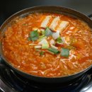 "1000원 더 싼 김치찌개"…3억 번 식당 주인 '징역형' 선고받은 이유 이미지