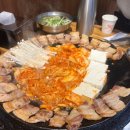 무쇠김치삼겹 대전봉명점 이미지