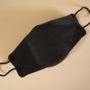 (주)늘푸른제이에스 탑마트 | KF94 &#39;글로캡 황사방역용 입체마스크&#39; 블랙 대형 발색 및 착용감 후기