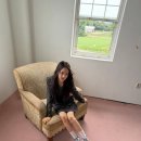 손나은, 앉아있어도 21인치 개미허리…마네킹 뺨치는 학다리에 '깜짝' ‘가족X멜로’ 이미지