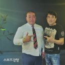 주식회사 일박이일