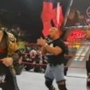 2003년 5월12일 RAW - 케인, 랍밴댐 vs 리전오브둠 (로드워리어 애니멀,로드워리어 호크) 이미지