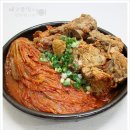묵은지감자탕 이미지