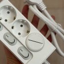 이제이씨코리아 | 잘한 소비 틈새공간활용 납작콘센트 3구 1M 멀티탭 내돈내산 구매 후기