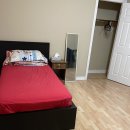 Nice room available on March 1st on downtown near Greenwood station 이미지