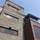 온더플라워 | 천안 유량동 카페 온더플라워 올라가는 계단도 꽃꽃꽃!