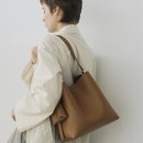 모나드디자인 | 에임에이지(AMAG) 모나드 라지 후기 블랙홀급 수납력 여자 보부상 가방 종결템