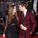 레드메인 이미지