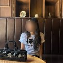 플레이코디 | 롱스커트랑 찰떡! 꼼데 플레이 화이트 티셔츠 코디 후기