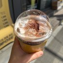 컴포즈커피진해 - 창원시 진해구 충장로657번길 20 | 컴포즈커피 바닐라 크림 라떼 칼로리 맛 후기