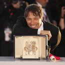 션모텔 | 션 베이커는 불행 포르노를 파는 감독일까?