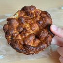밀착베이커리 | [장안동 베이커리 카페] 장한평역 밀착베이커리 아몬드페스츄리 포장 내돈내산 후기