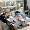 재봉틀과 자수이야기 이미지