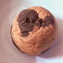 쿠키&빵 | 에이블리 온라인 디저트 팝업 원물 맛 가득한 얼룩쿠키 데이베이크샵 빵 택배 후기