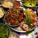 샘마을우방아파트 501동 앞 | 안양 맛집 18첩 한상 족발 오마카세 완미족발