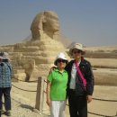 사랑하는 아내와 함께 이집트 카이로 부근 피라밑을 보고 스핑크스 앞에서... 이미지